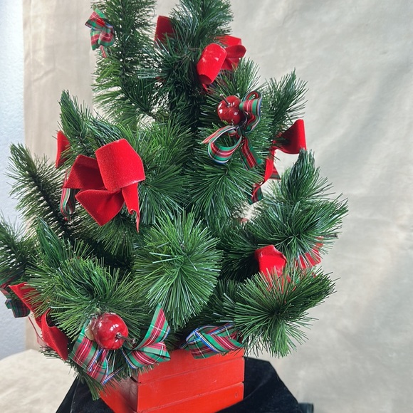 Mini Christmas Tree Personal Tree Table Top Office or Hallway 21” tall (see pix) - Picture 2 of 8